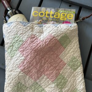 Charming! Larger Vintage CrossBody QUILT BAG Pink Blue Green