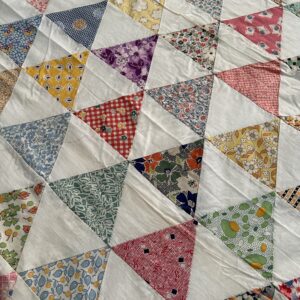 Vintage 1940s Quilt Top Feed Sack Thousand Pyramids