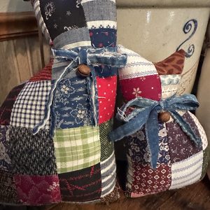 kitty cat quilt pillows