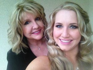 Vintageblessings, a mother and daughter team featuring Taylor and Trish